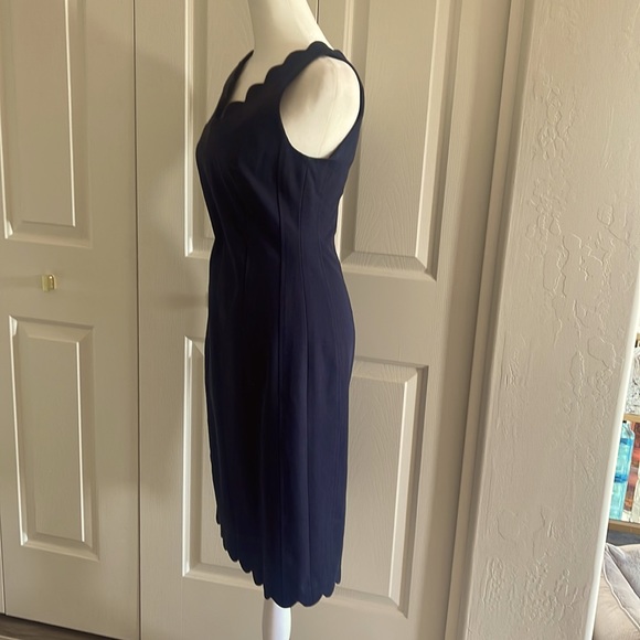Banana Republic navy pencil dress size 4 petite - Picture 2 of 6
